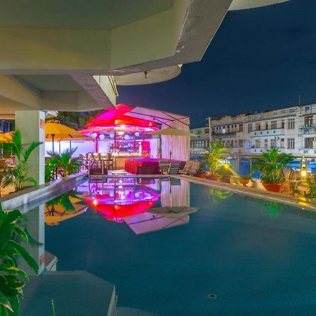 Hotel Sapphire Момбаса Экстерьер фото