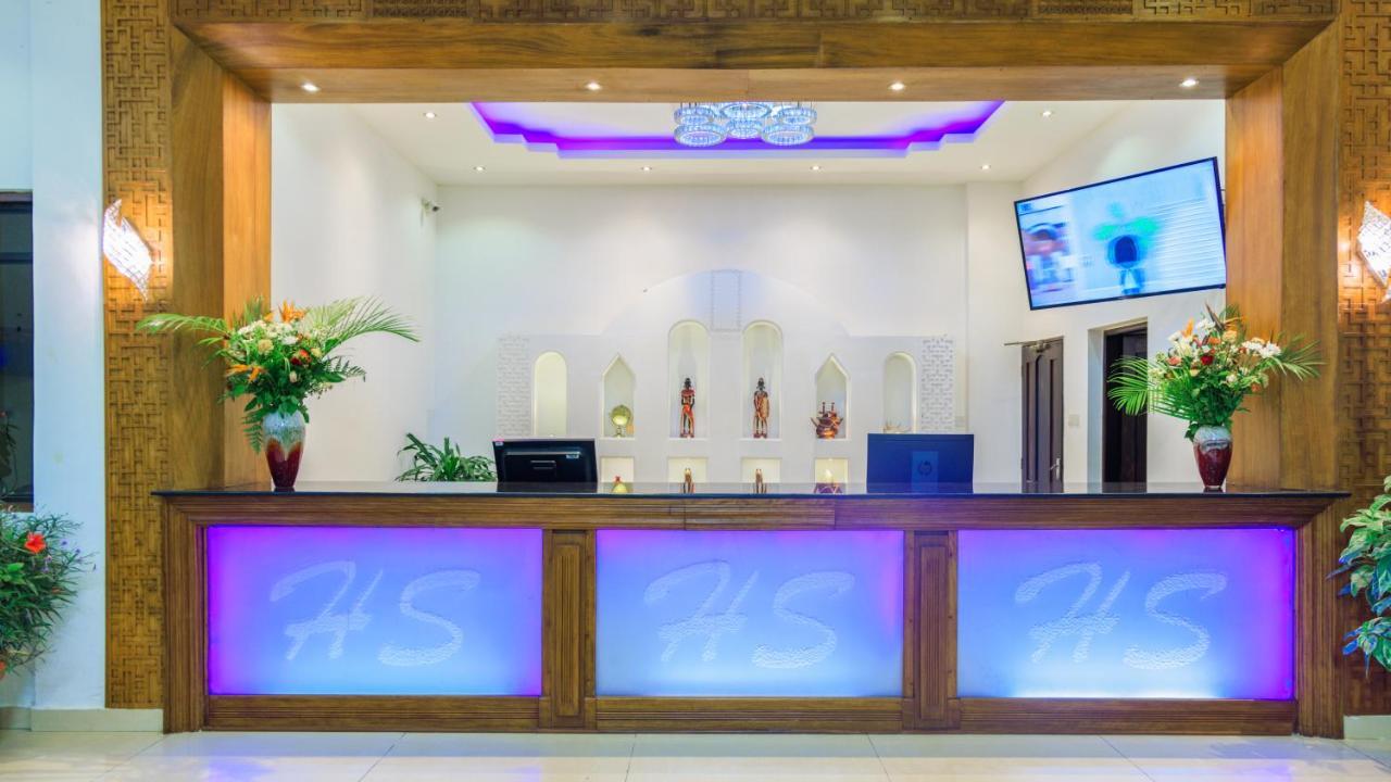 Hotel Sapphire Момбаса Экстерьер фото