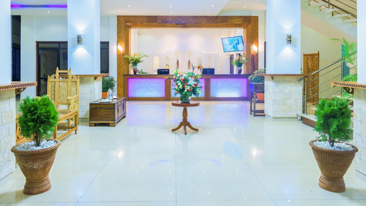 Hotel Sapphire Момбаса Экстерьер фото