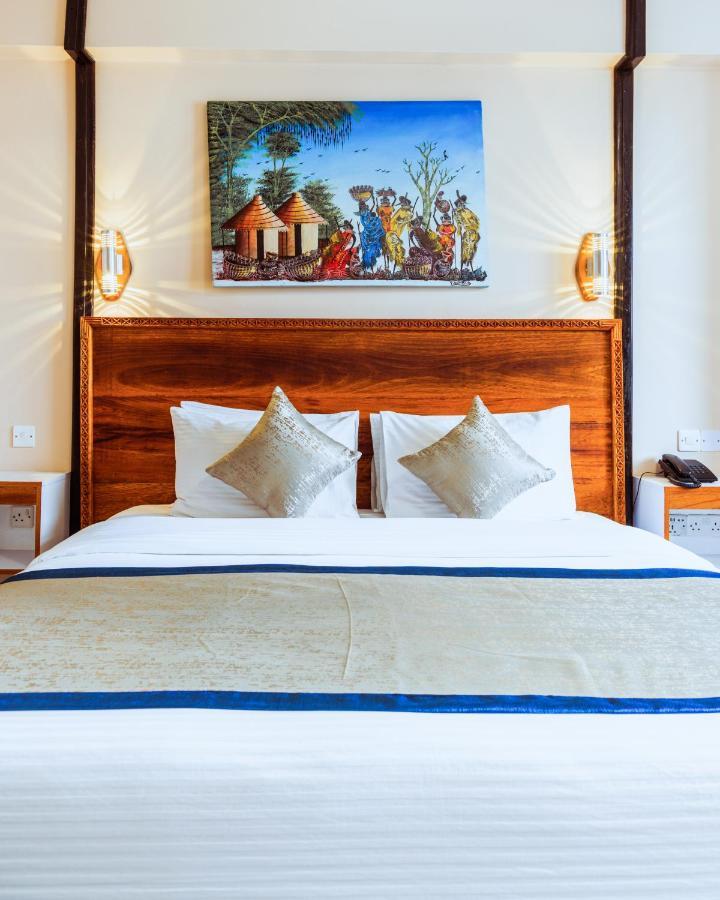 Hotel Sapphire Момбаса Экстерьер фото