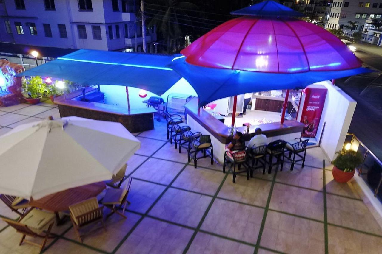 Hotel Sapphire Момбаса Экстерьер фото